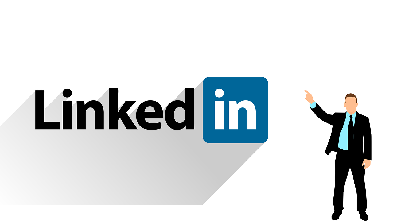 كيفية البحث عن مسؤولي التوظيف والتواصل معهم على LinkedIn